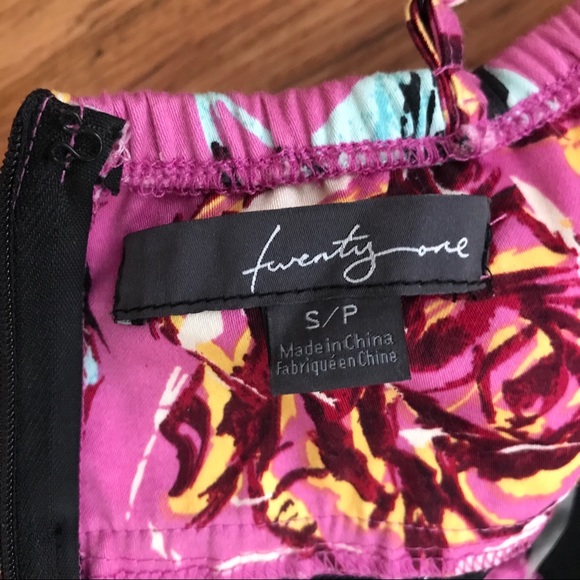 Floral Dress • F21 - Picture 9 of 11